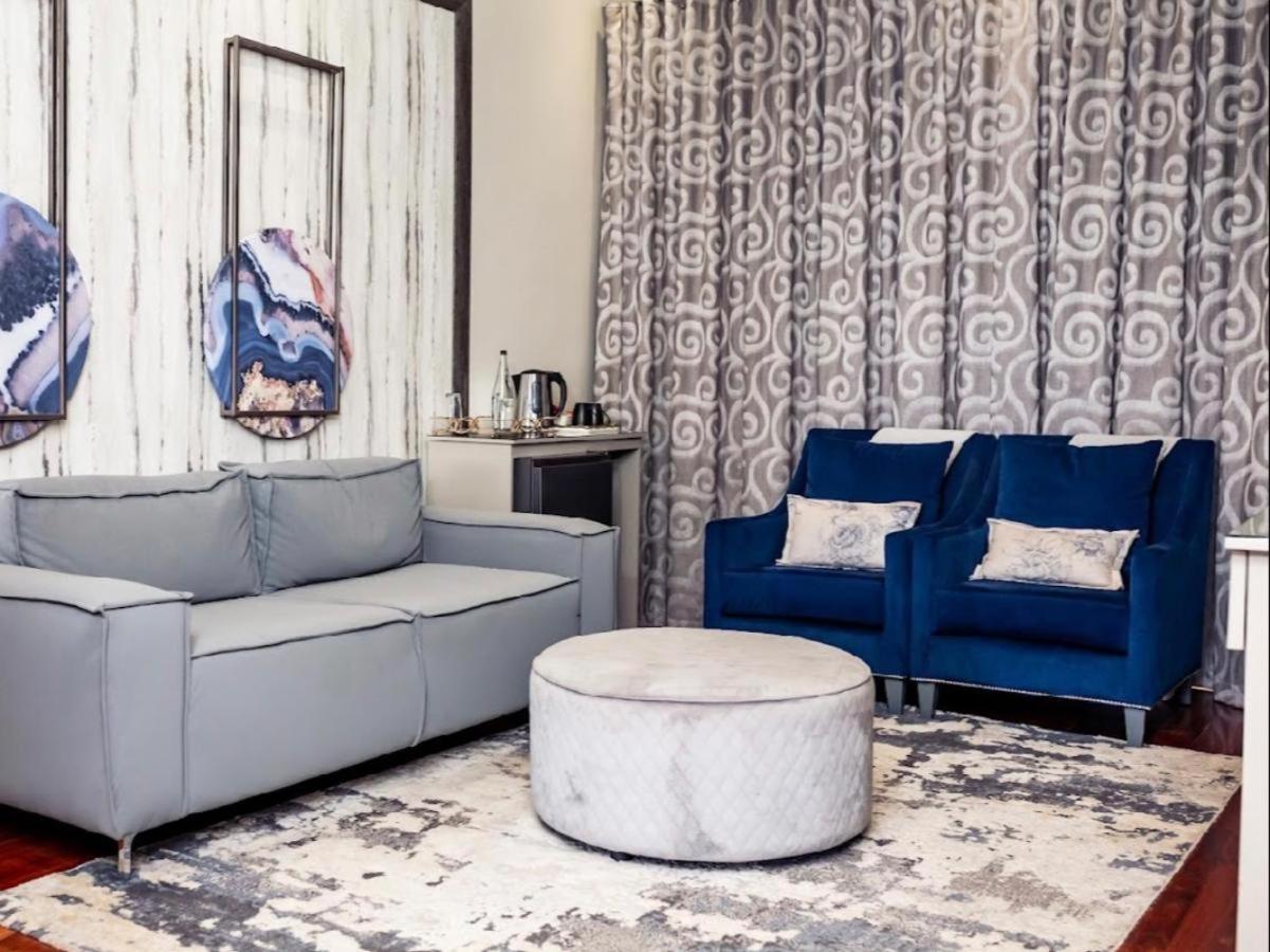 One O Eight Boutique Hotel Benoni Rum bild